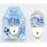雪初音自动感应LED七彩小夜灯 节能灯